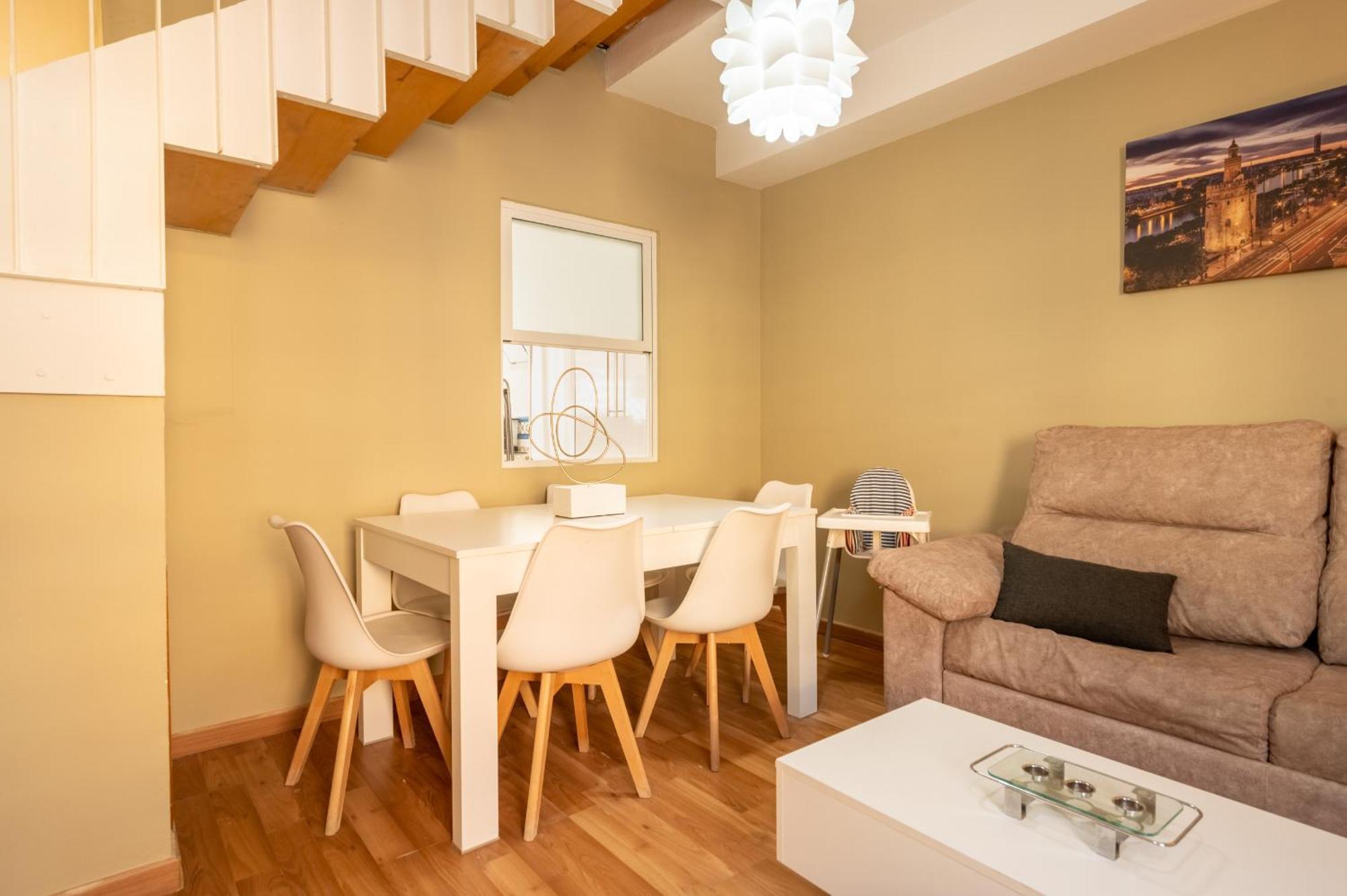 세비야 Casa Unifamiliar 아파트 외부 사진